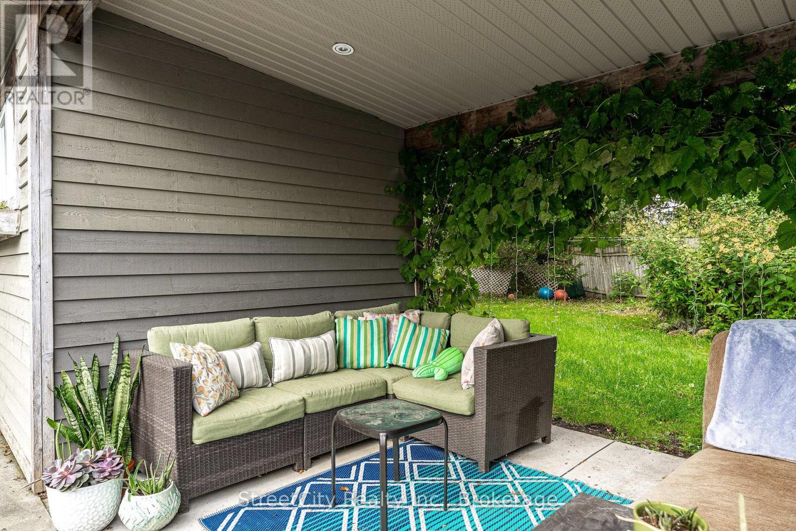 27 Riehl Court, Stratford, Ontario N5A 5K5 - Photo 38 - X12834524