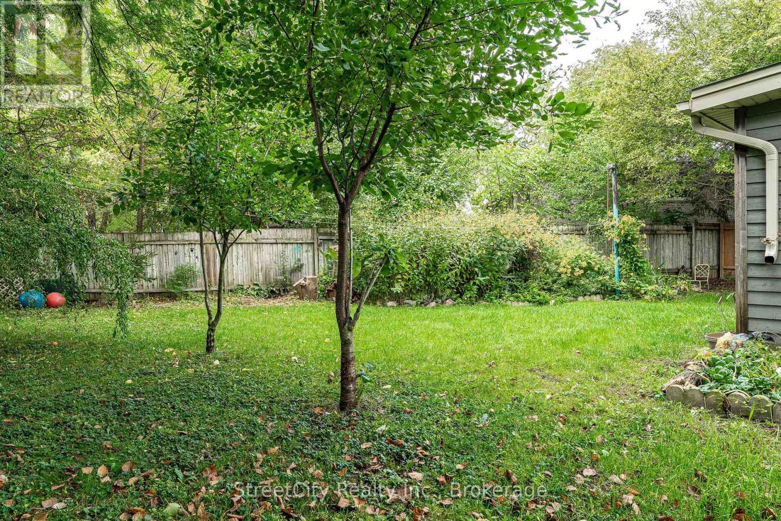 27 Riehl Court, Stratford, Ontario N5A 5K5 - Photo 40 - X12834524