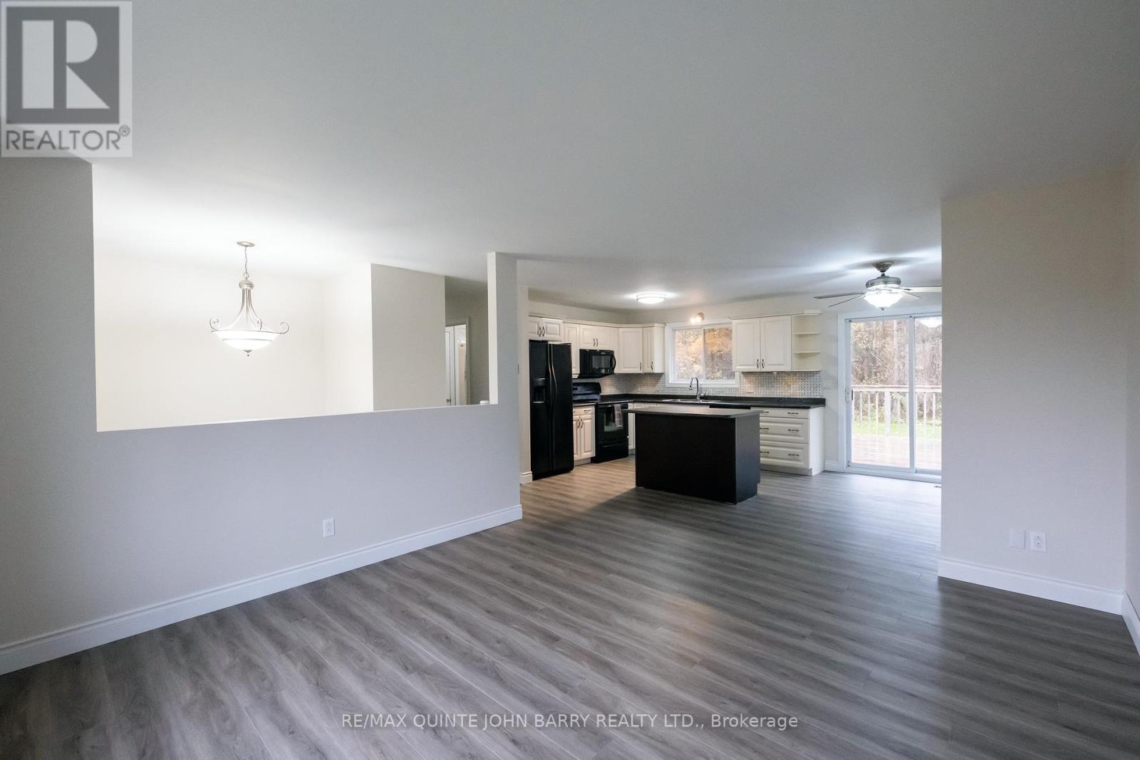 113 Barcovan Beach Road, Quinte West, Ontario  K0K 1L0 - Photo 6 - X12834542