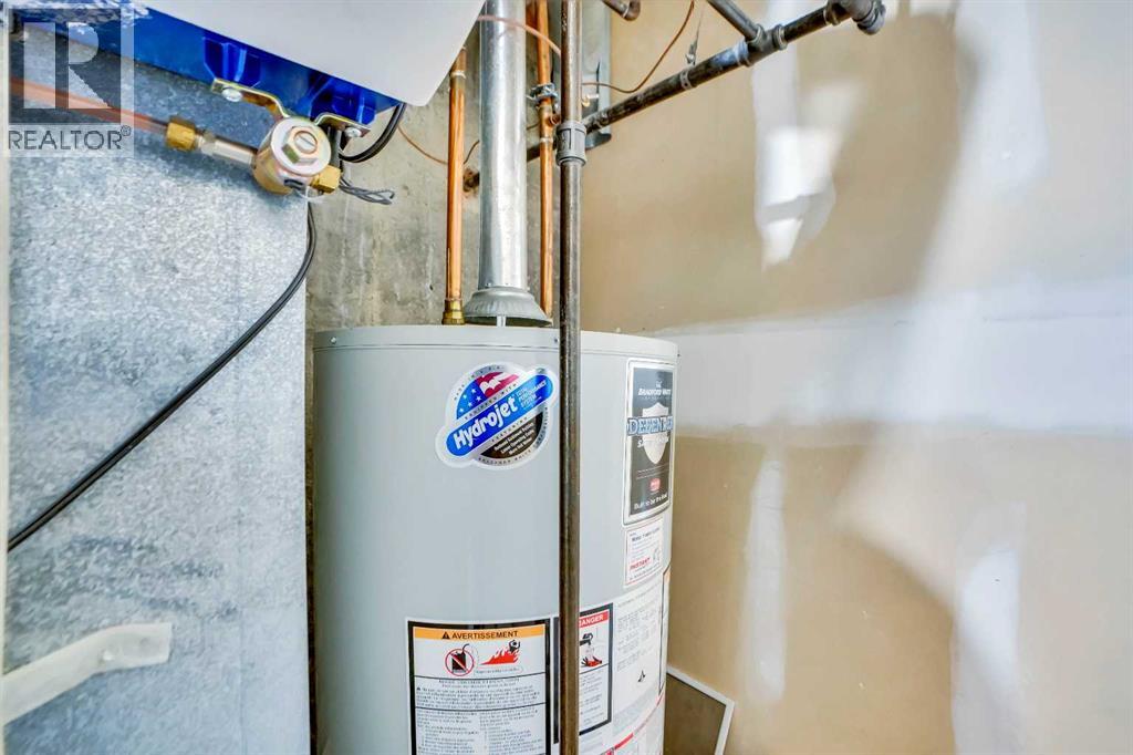 219 Coachway Lane Sw, Calgary, Alberta  T3H 1A4 - Photo 39 - A2278972