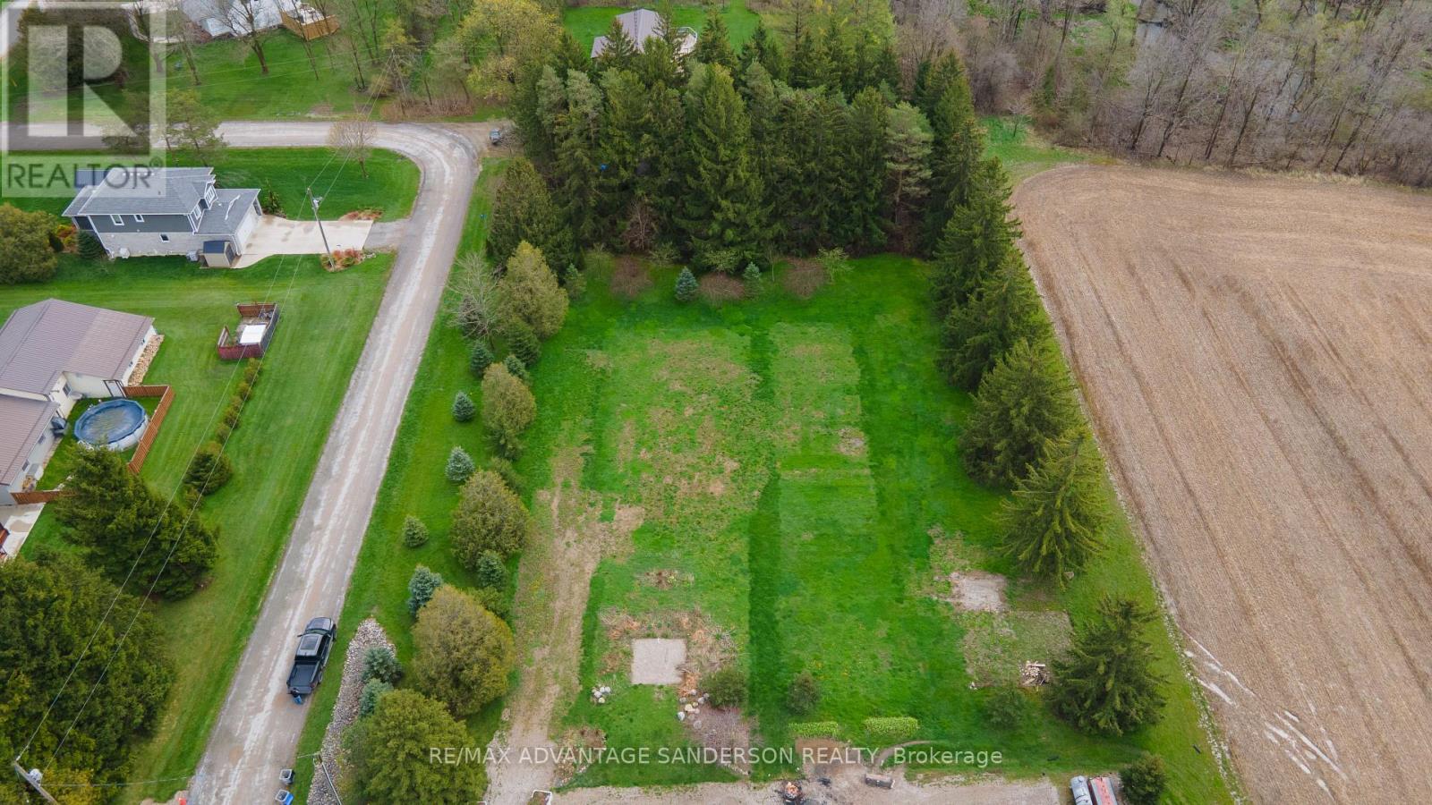 21 West Street, North Middlesex, Ontario  N0M 1A0 - Photo 5 - X12834450