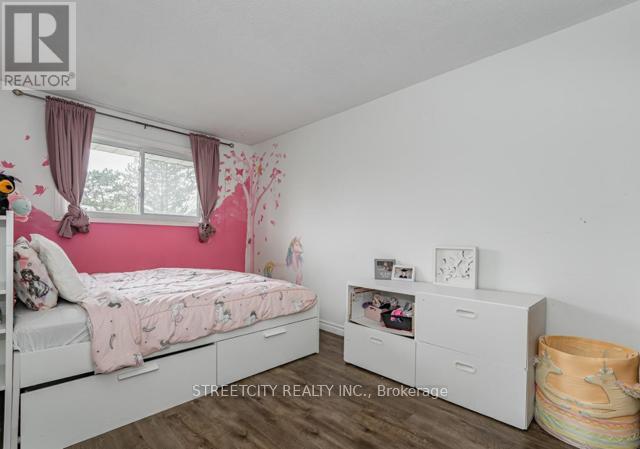 3 - 30 Flamingo Drive, Woolwich, Ontario  N3B 1V5 - Photo 10 - X12834454