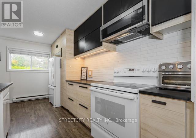 3 - 30 Flamingo Drive, Woolwich, Ontario  N3B 1V5 - Photo 16 - X12834454