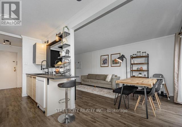 3 - 30 Flamingo Drive, Woolwich, Ontario  N3B 1V5 - Photo 4 - X12834454