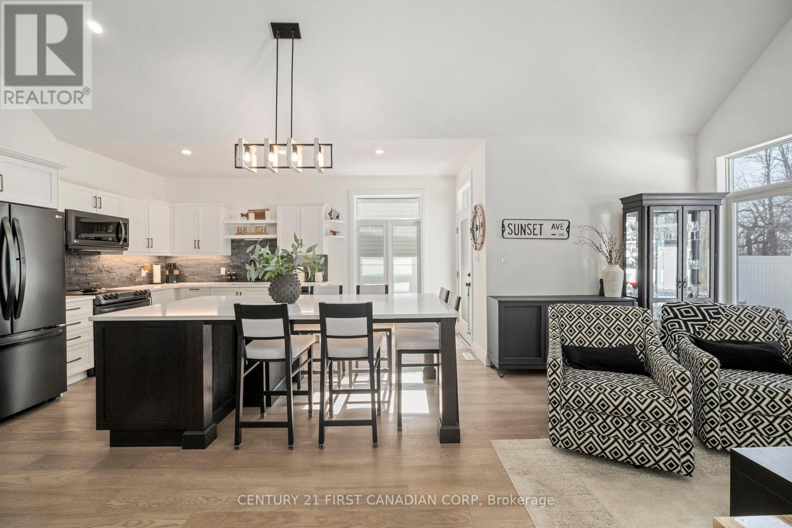 35 Compass Trail, Central Elgin, Ontario  N5L 0B4 - Photo 17 - X12834568