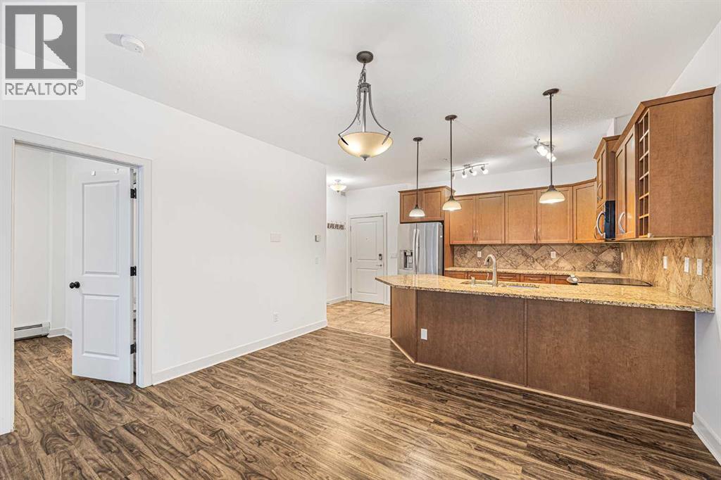 223, 35 Aspenmont Heights Sw, Calgary, Alberta T3H 0E5 - Photo 9 - A2282239