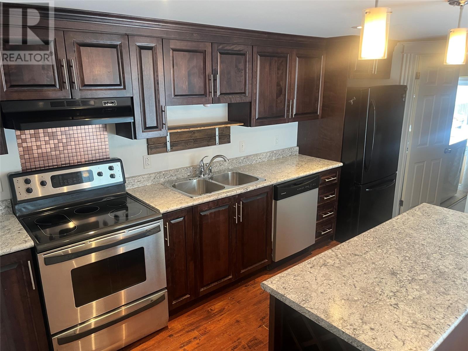 188 Pleasant Street, St. John's, Newfoundland & Labrador  A1E 1L8 - Photo 4 - 1294837