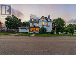 502 MARY STREET, Pembroke, Ontario