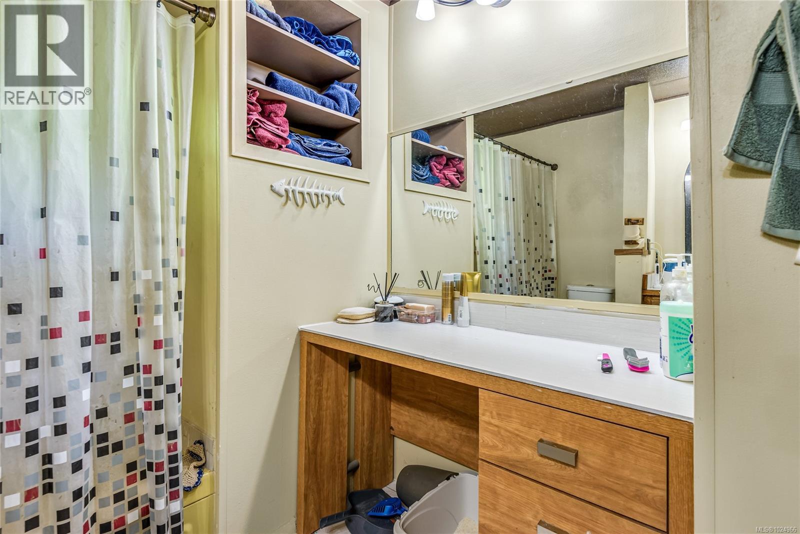 360 Cape Mudge Rd, Quadra Island, British Columbia  V0P 1H0 - Photo 12 - 1024966