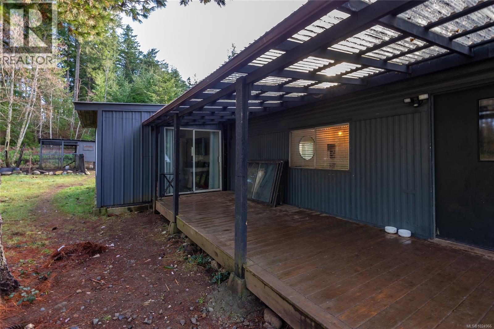 360 Cape Mudge Rd, Quadra Island, British Columbia  V0P 1H0 - Photo 40 - 1024966