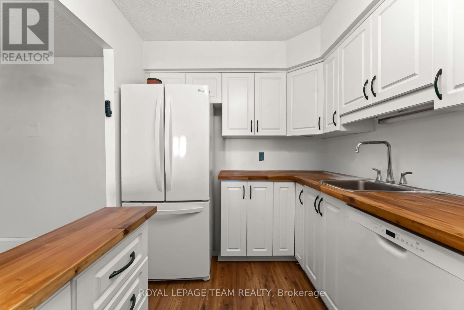 606 - 158c Mcarthur Avenue, Ottawa, Ontario  K1L 8E7 - Photo 13 - X12834452