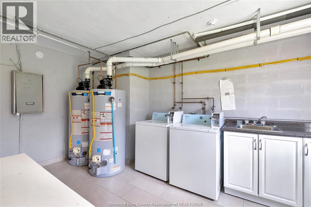 2490 Rivard Avenue Unit# 7, Windsor, Ontario  N8T 2H2 - Photo 11 - 26004275