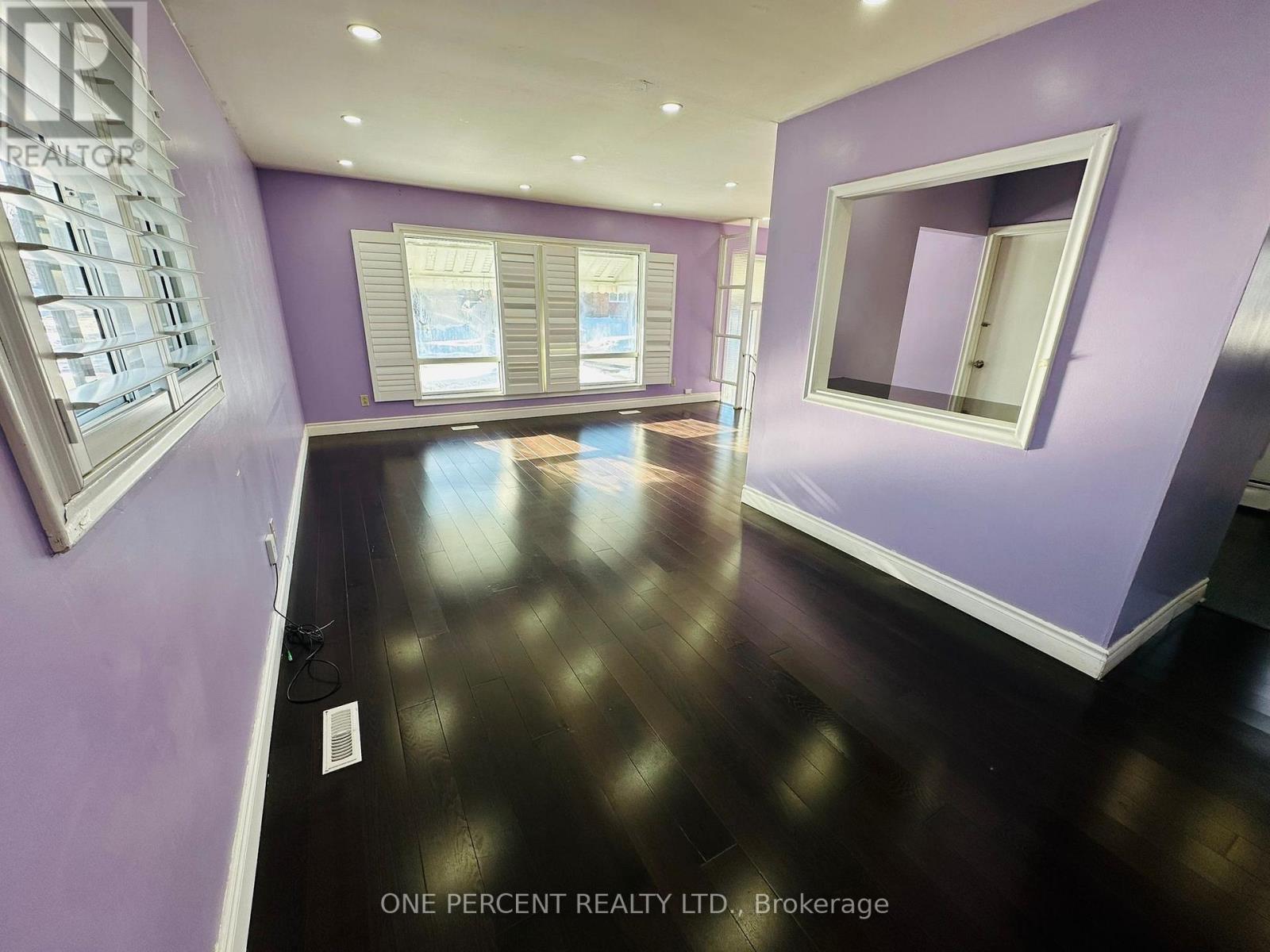 27 Mossbank Drive, Toronto, Ontario  M1G 2C1 - Photo 3 - E12787948