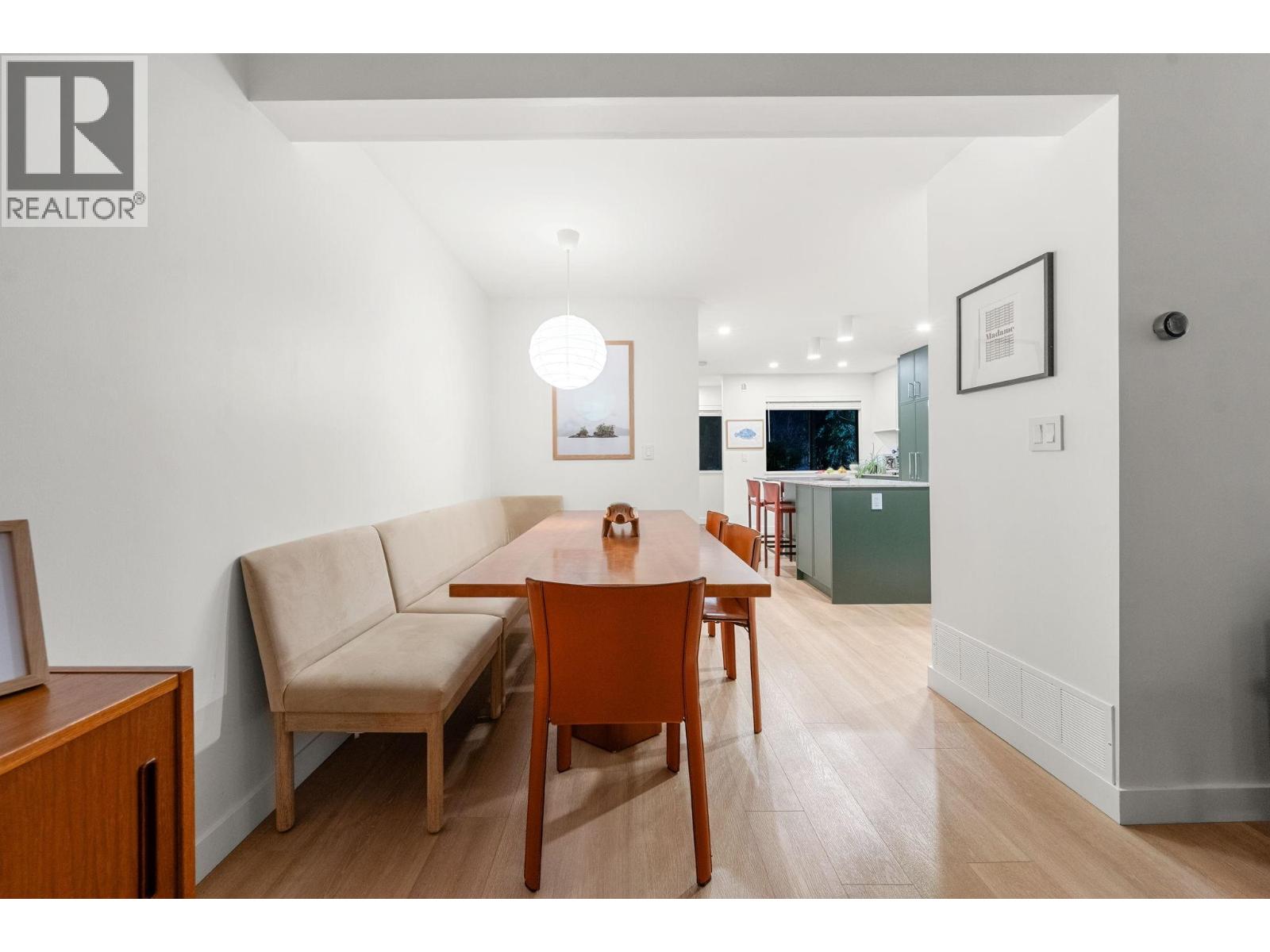 34 1910 Cedar Village Crescent, North Vancouver, British Columbia  V7J 3L8 - Photo 5 - R3094546