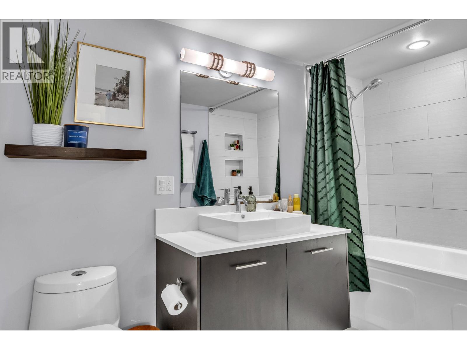 405 935 W 16th Street, North Vancouver, British Columbia  V7P 1R2 - Photo 18 - R3094555