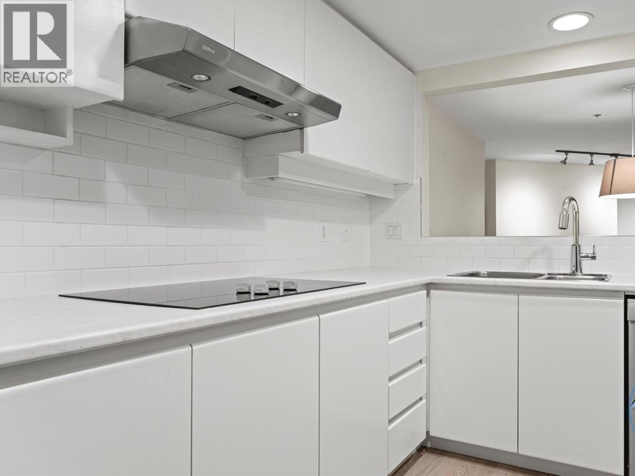 105 1502 Island Park Walk, Vancouver, British Columbia  V6H 3Z8 - Photo 7 - R3094562