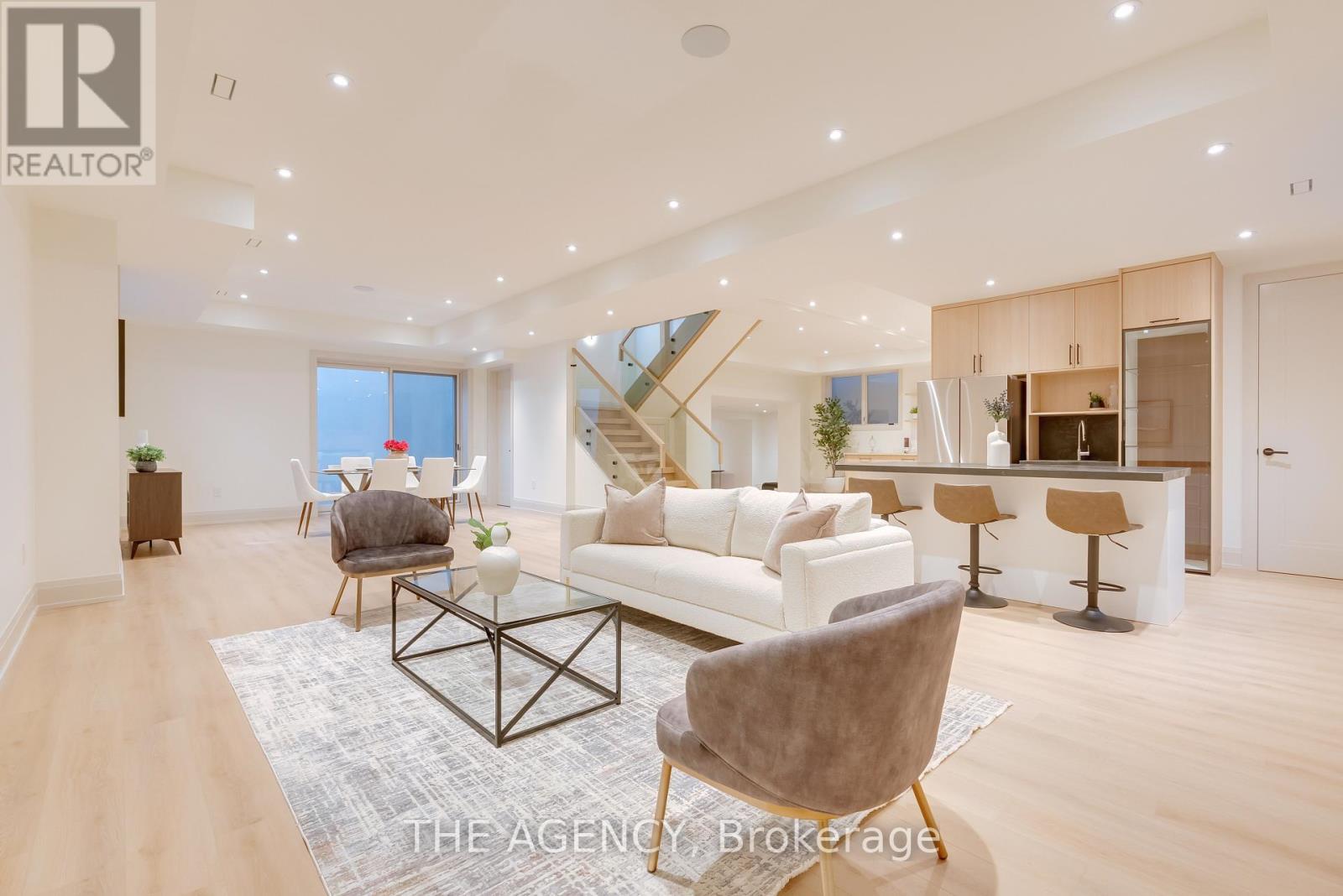 512 Weynway Court, Oakville, Ontario  L6L 4G7 - Photo 44 - W12568992