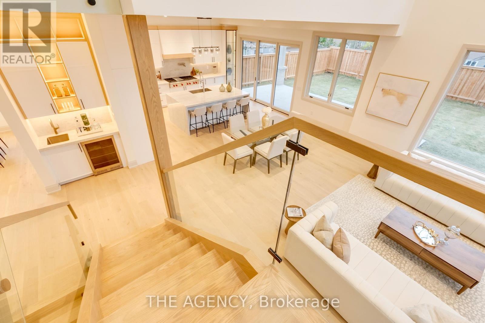 512 Weynway Court, Oakville, Ontario  L6L 4G7 - Photo 24 - W12568992