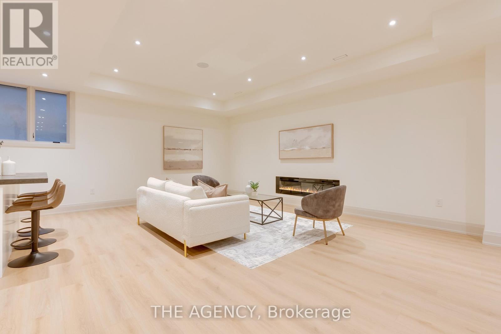 512 Weynway Court, Oakville, Ontario  L6L 4G7 - Photo 43 - W12568992