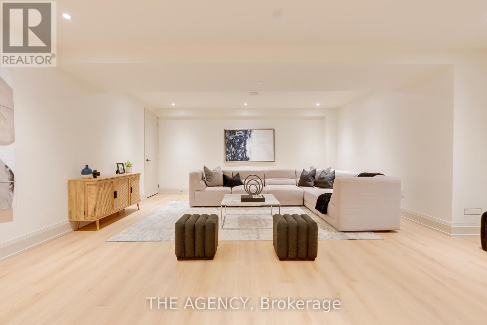 512 Weynway Court, Oakville, Ontario  L6L 4G7 - Photo 47 - W12568992