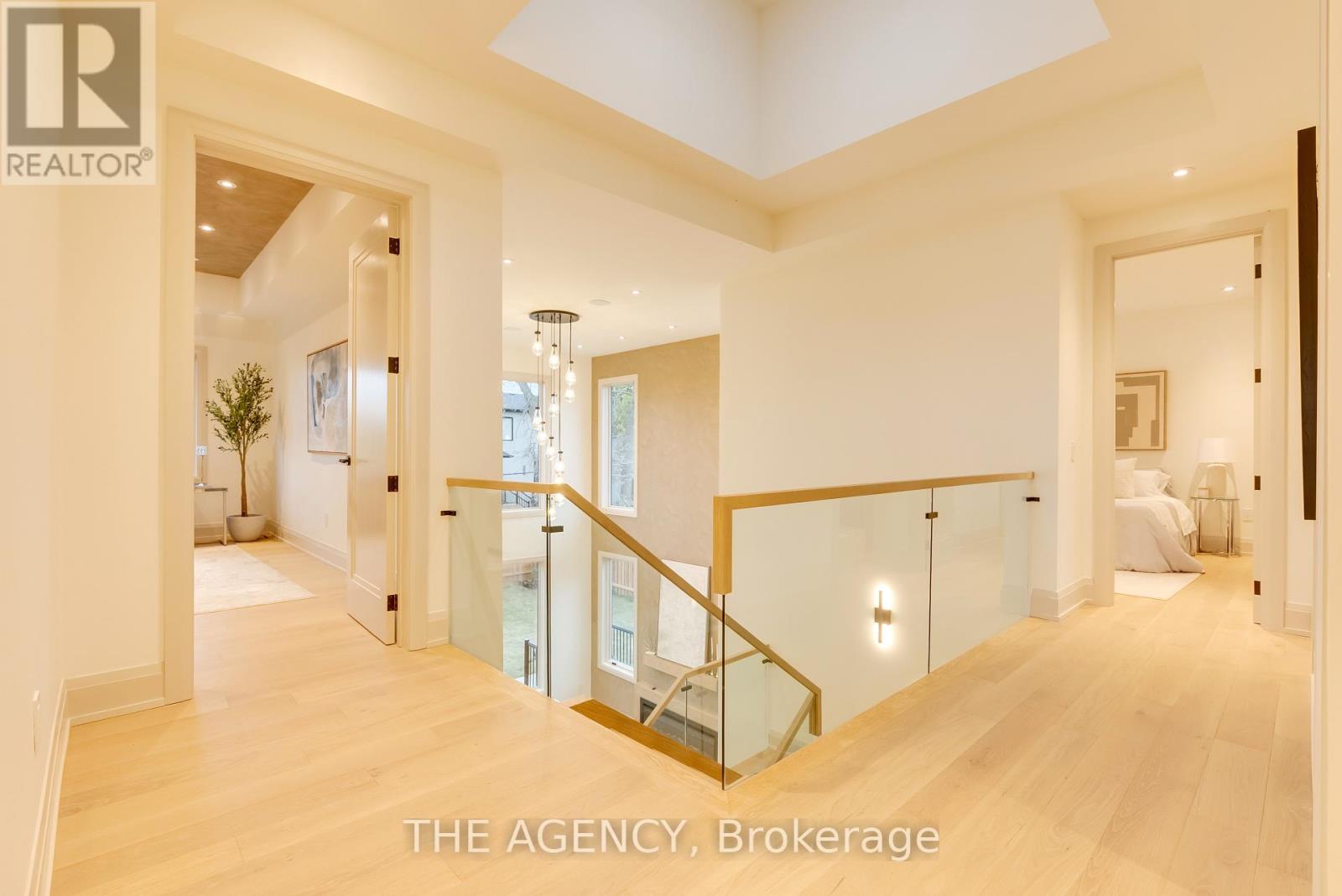 512 Weynway Court, Oakville, Ontario  L6L 4G7 - Photo 30 - W12568992