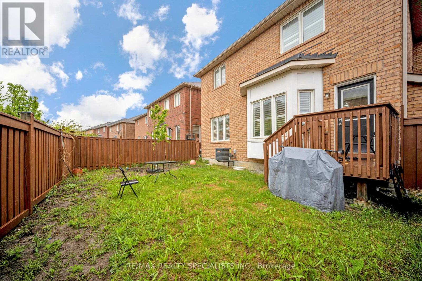 227 Valleyway Drive, Brampton, Ontario L6X 0N9 - Photo 48 - W12786996