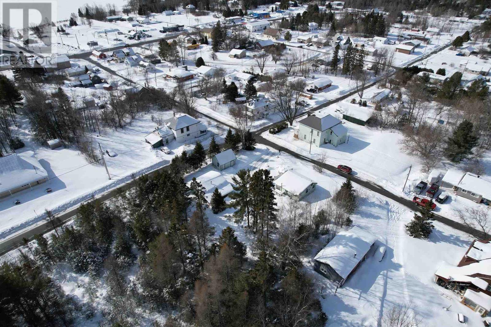 16 Cunningham St, Bruce Mines, Ontario  P0R 1C0 - Photo 5 - SM260372