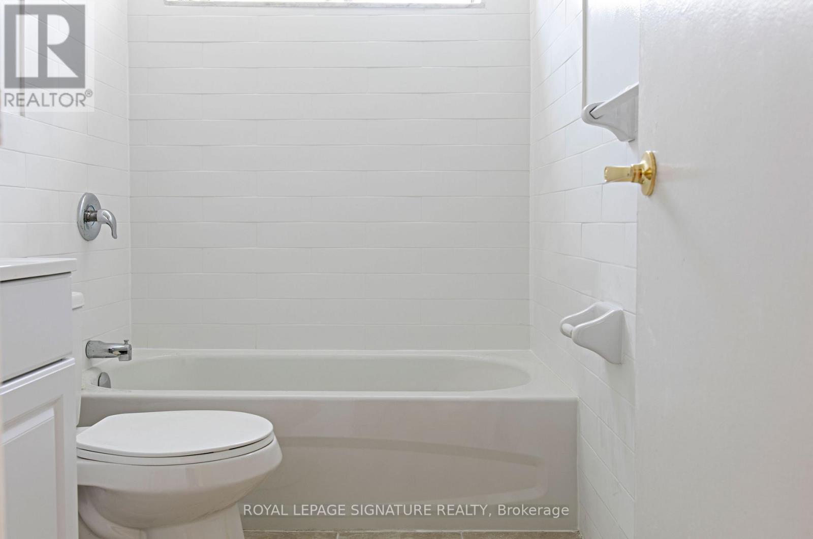 804 - 525 Eglinton Avenue E, Toronto, Ontario  M4P 1N5 - Photo 6 - C12834444