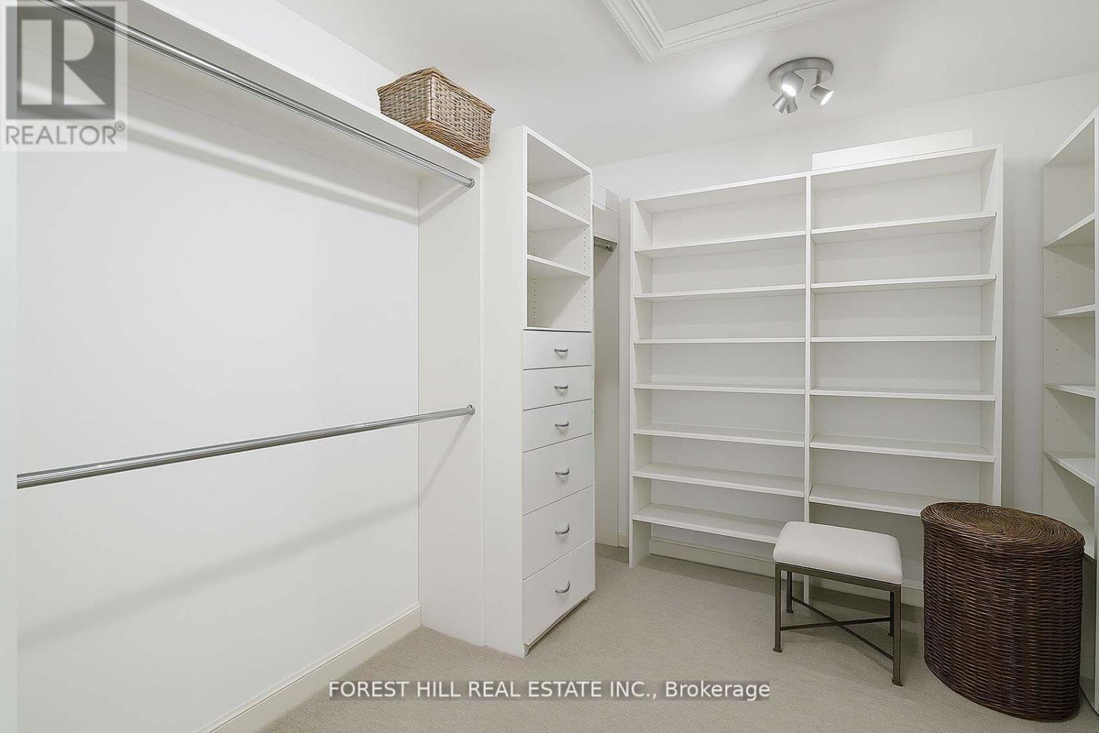 34 Forest Ridge Drive, Toronto, Ontario  M6B 1H3 - Photo 26 - C12834572