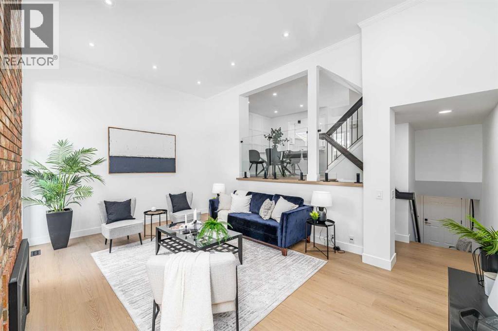 357 Point Mckay Gardens Nw, Calgary, Alberta  T3B 4V8 - Photo 5 - A2289019