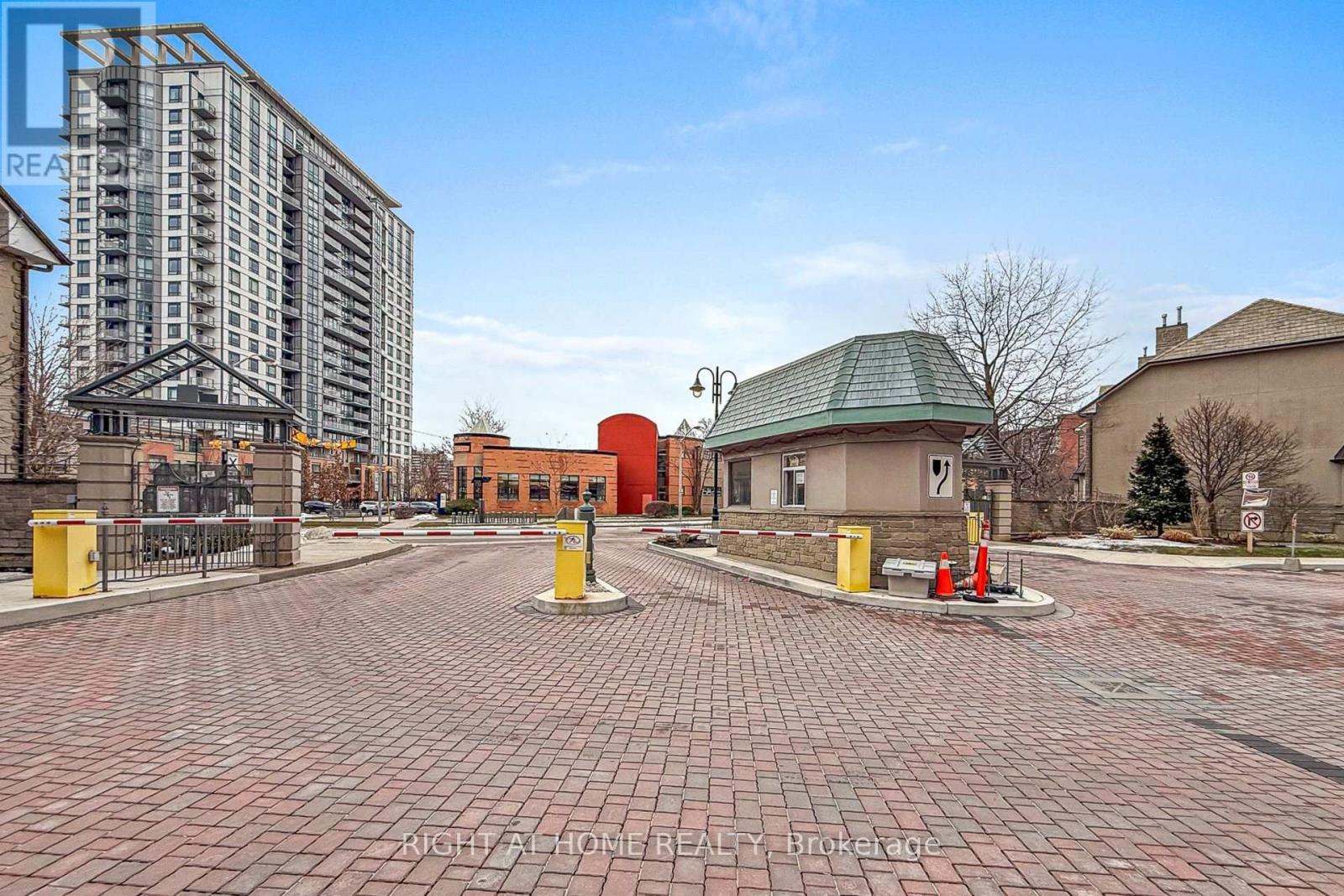 301 - 168 Bonis Avenue, Toronto, Ontario  M1T 3V6 - Photo 3 - E12834488