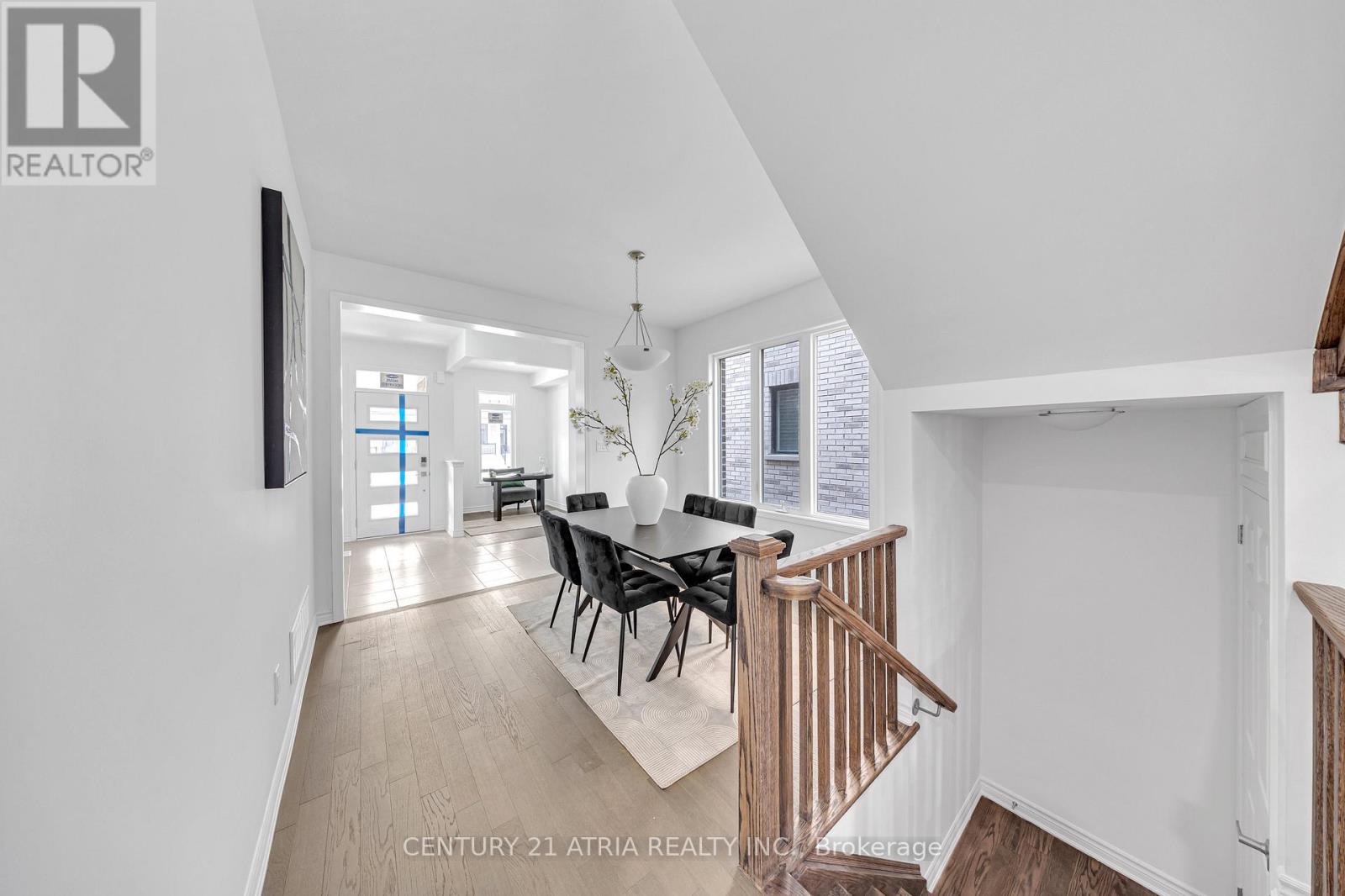 1331 Garthdale Street, Pickering, Ontario  L1X 0T2 - Photo 12 - E12834506