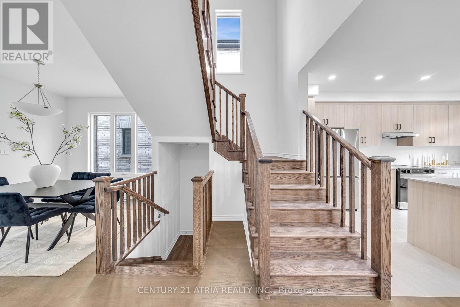 1331 Garthdale Street, Pickering, Ontario  L1X 0T2 - Photo 13 - E12834506