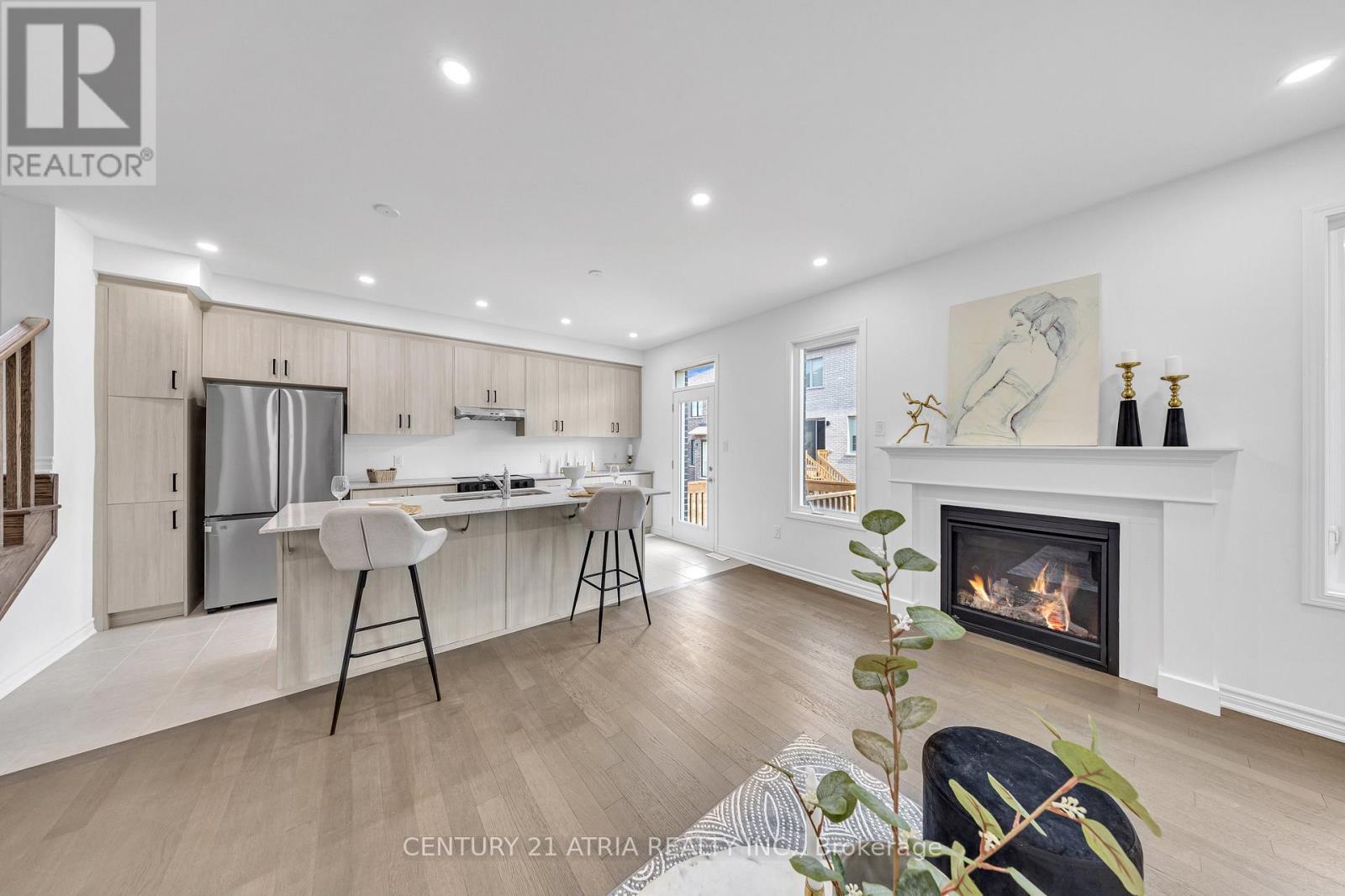 1331 Garthdale Street, Pickering, Ontario  L1X 0T2 - Photo 17 - E12834506