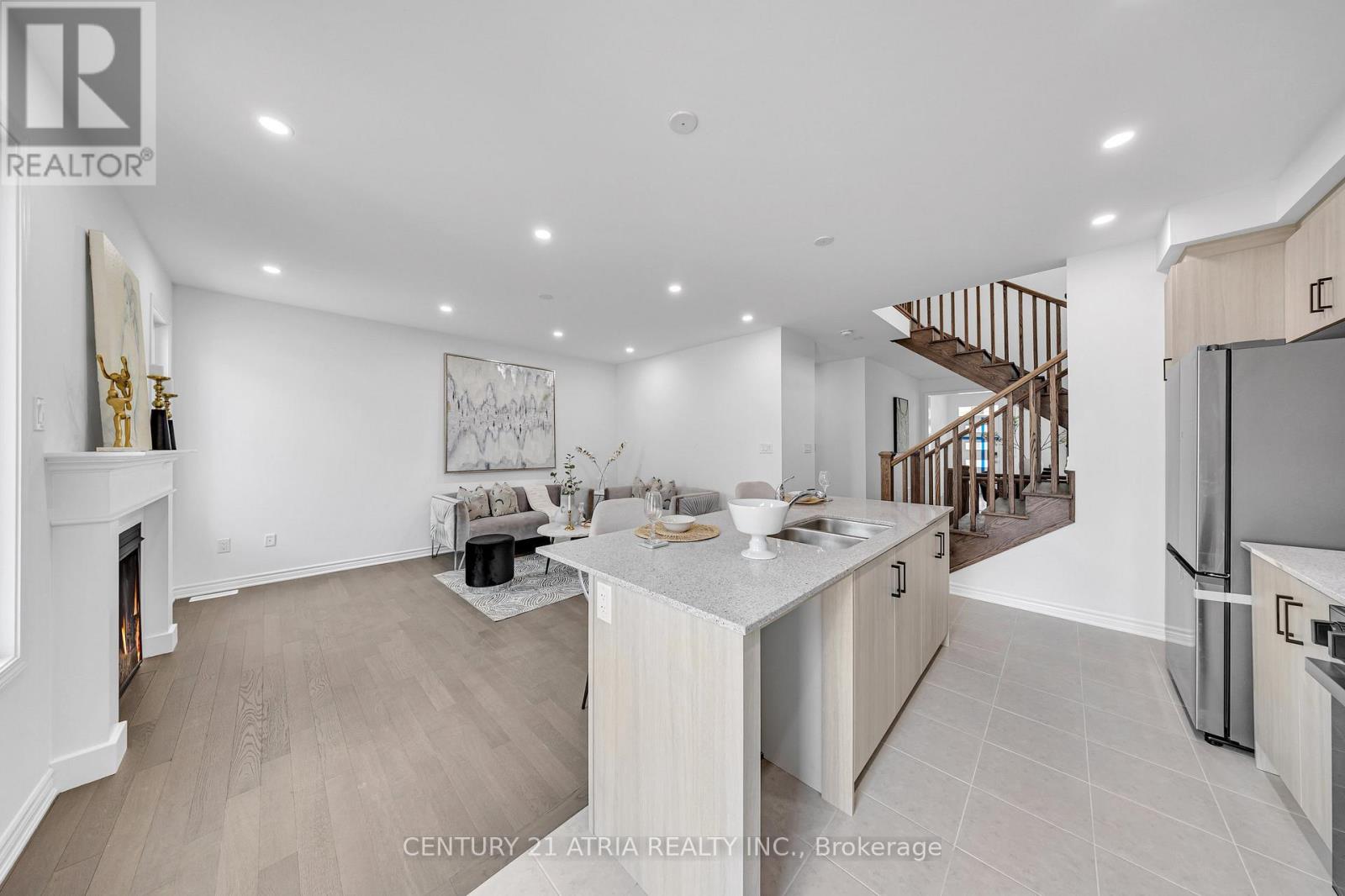 1331 Garthdale Street, Pickering, Ontario  L1X 0T2 - Photo 21 - E12834506