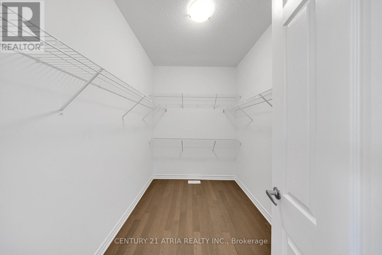 1331 Garthdale Street, Pickering, Ontario  L1X 0T2 - Photo 29 - E12834506