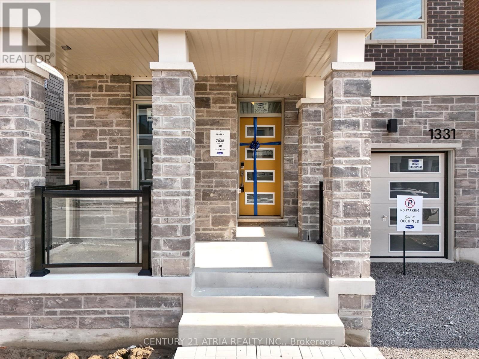 1331 Garthdale Street, Pickering, Ontario  L1X 0T2 - Photo 4 - E12834506