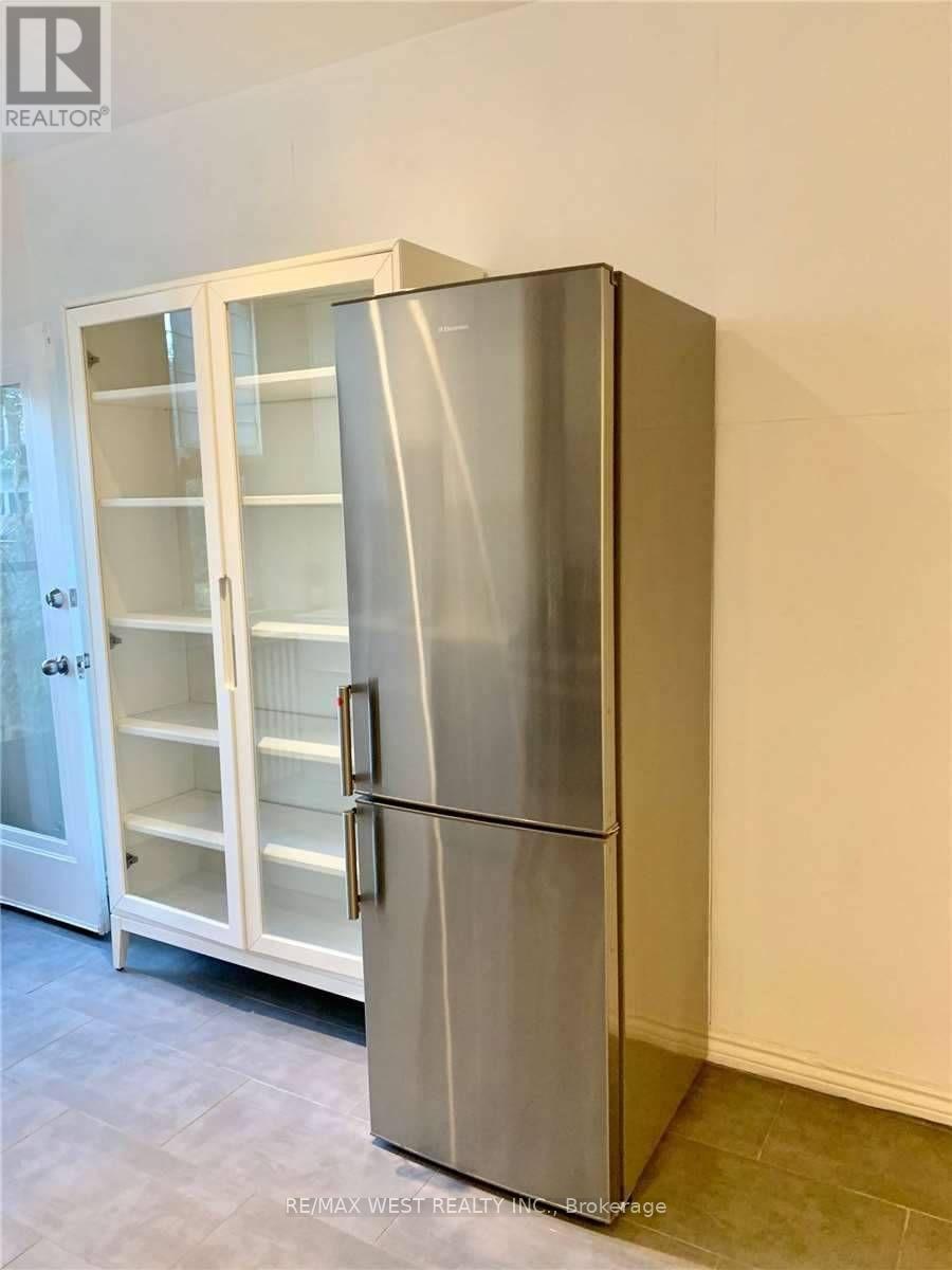 91 Olive Avenue, Toronto, Ontario  M6G 1V2 - Photo 22 - C12828182