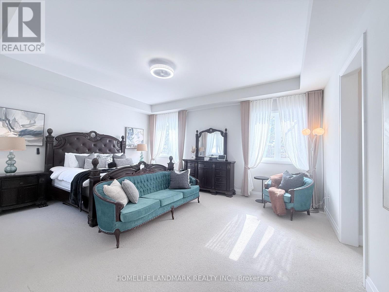 37 Wallace Merchant Court, Aurora, Ontario  L4A 4A5 - Photo 32 - N12806018