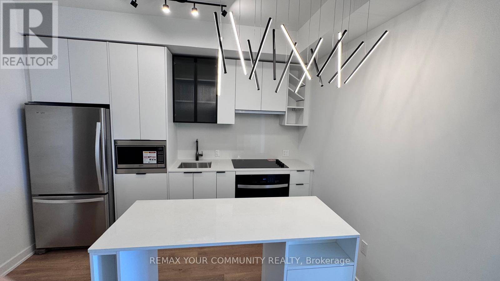 723 - 1037 The Queensway, Toronto, Ontario  M8Z 0H5 - Photo 7 - W12831082