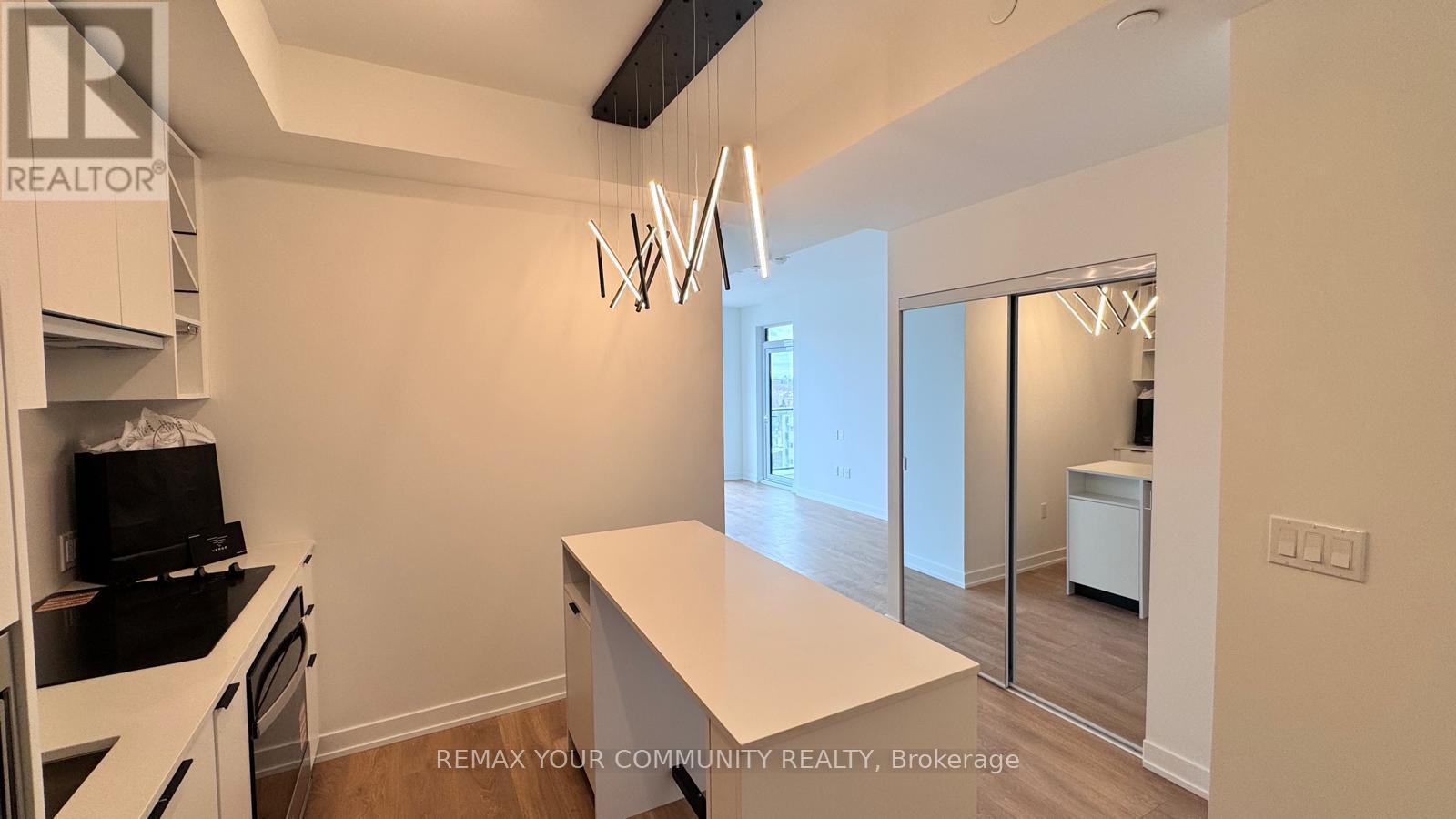 723 - 1037 The Queensway, Toronto, Ontario  M8Z 0H5 - Photo 8 - W12831082