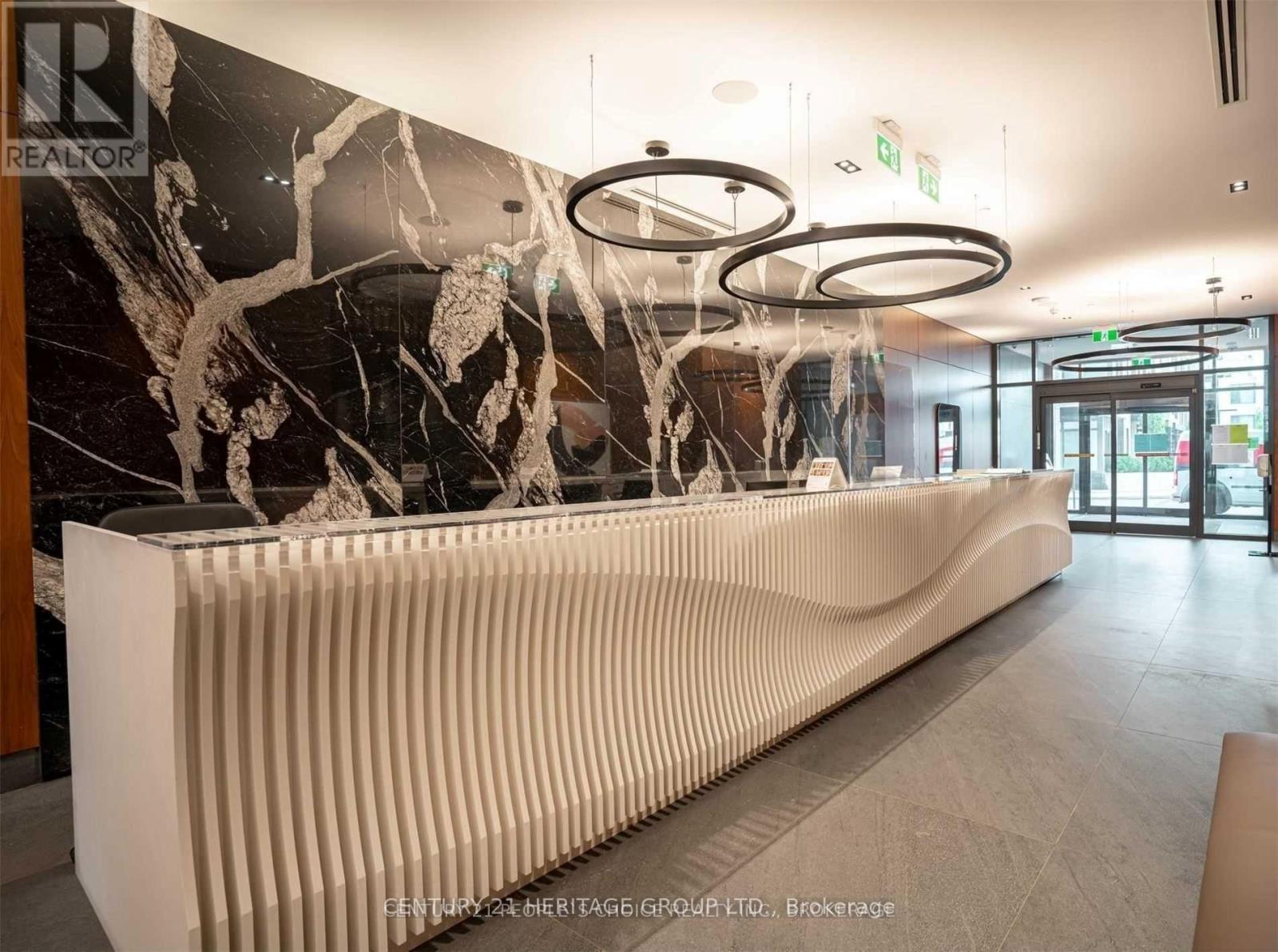 2017 - 7895 Jane Street, Vaughan, Ontario  L4K 2M7 - Photo 3 - N12834534