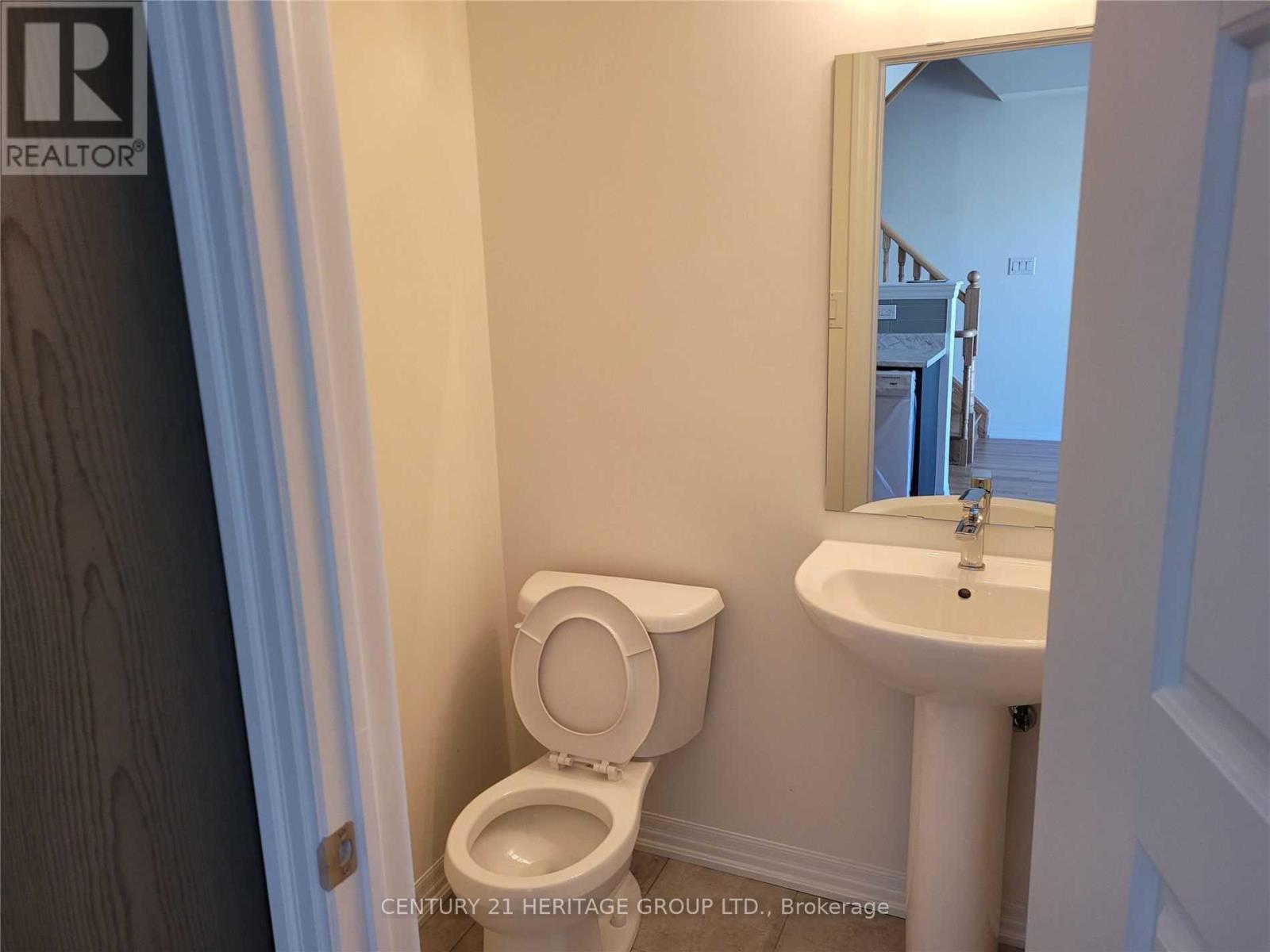 117 Bravo Lane, Newmarket, Ontario  L3X 0L2 - Photo 7 - N12834616