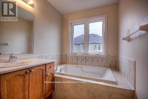 47 Gauguin Avenue, Vaughan, Ontario  L4J 9J7 - Photo 7 - N12834630
