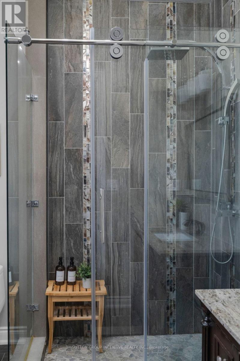 4 Snowshoe Trail, Barrie (Ardagh), Ontario  L4N 7Z1 - Photo 30 - S12834610