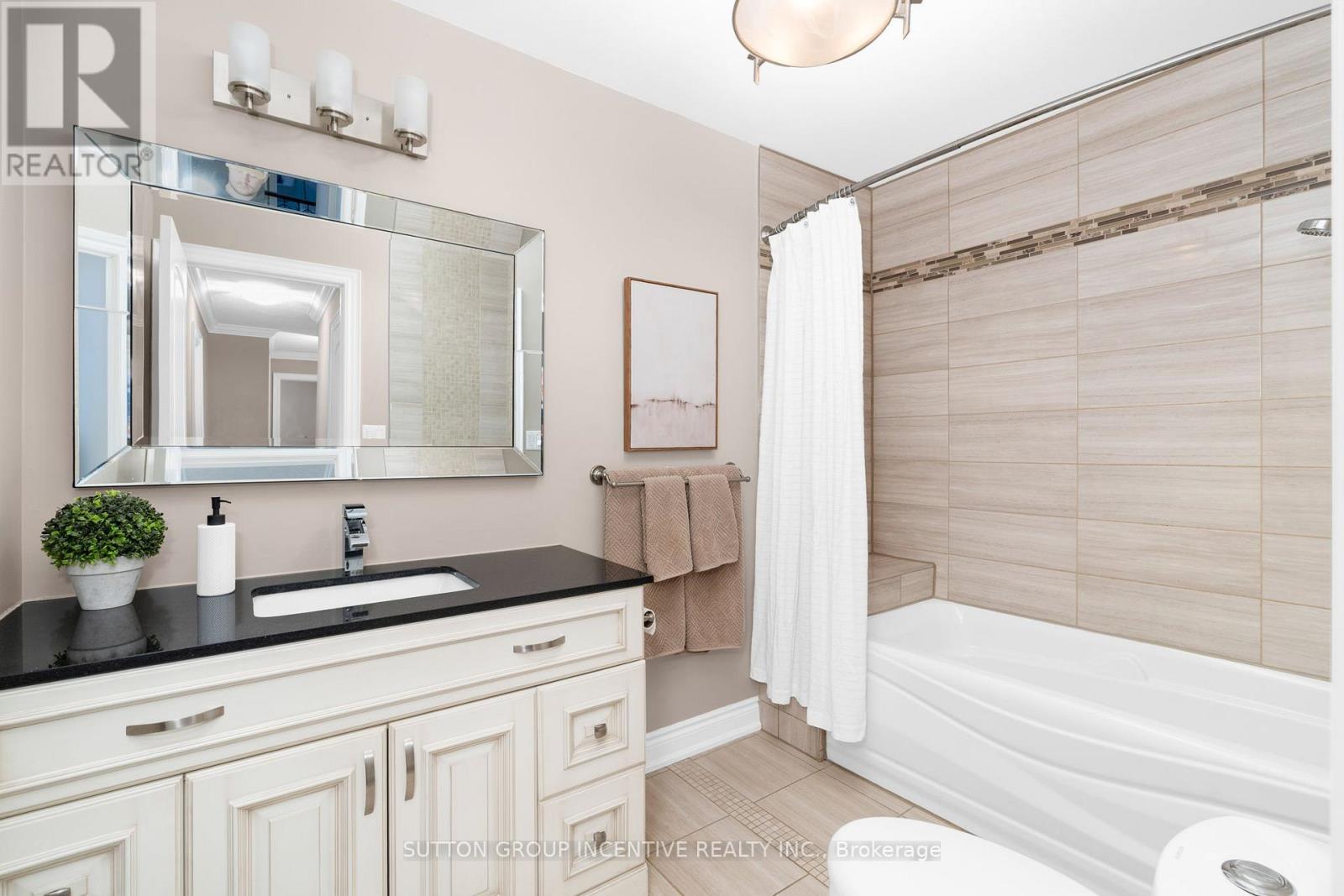 4 Snowshoe Trail, Barrie (Ardagh), Ontario  L4N 7Z1 - Photo 33 - S12834610