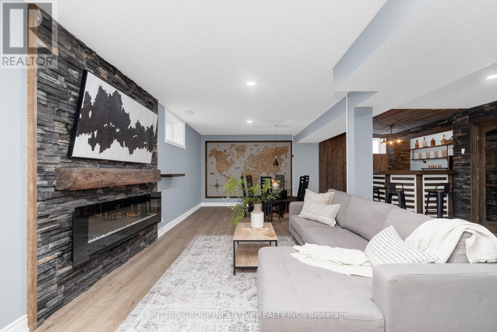 4 Snowshoe Trail, Barrie (Ardagh), Ontario  L4N 7Z1 - Photo 35 - S12834610