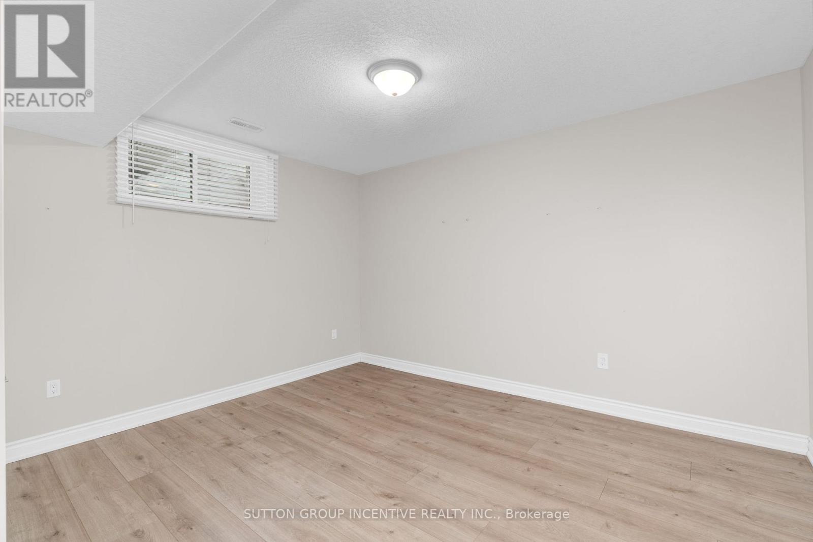 4 Snowshoe Trail, Barrie (Ardagh), Ontario  L4N 7Z1 - Photo 41 - S12834610