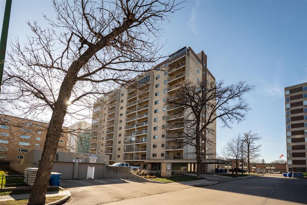 Osborne Village Apartment for sale: 2 bedroom 1,018 sq.ft. (Listed 2026-03-03)
