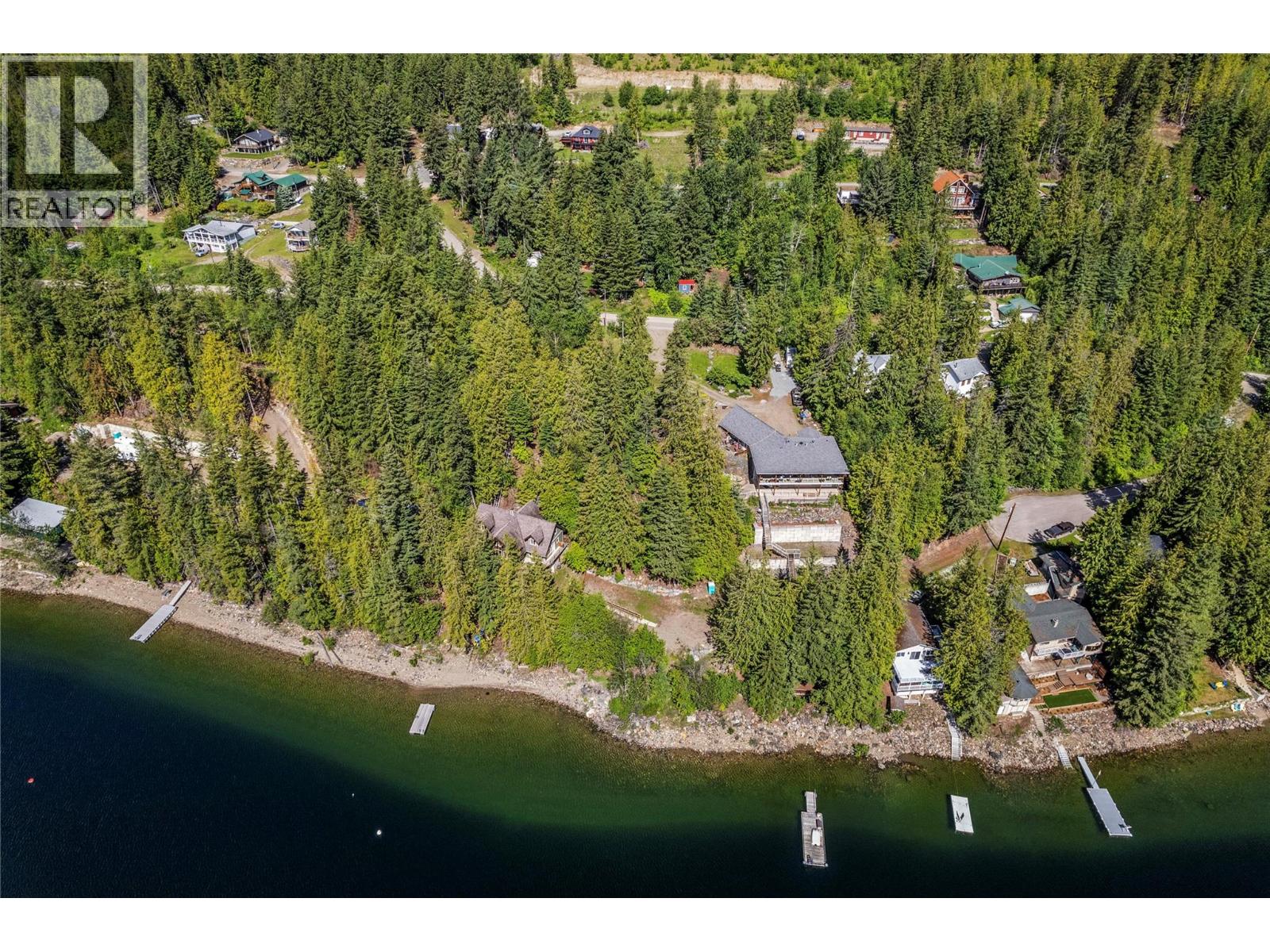 8734 Squilax Anglemont Road, St. Ives, British Columbia  V0E 1M9 - Photo 15 - 10326988